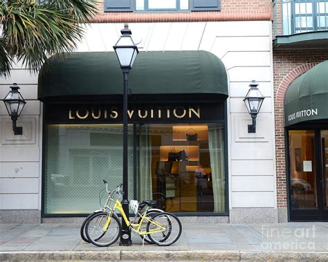 louis vuitton charleston|louis vuitton store charleston sc.